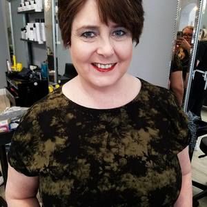 Meet your Posher, Belinda